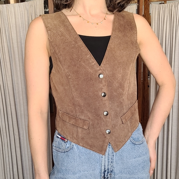 Brown leather vest - Picture 4 of 6
